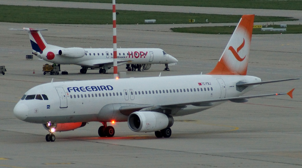 TC-FBJ Freebird A320-200