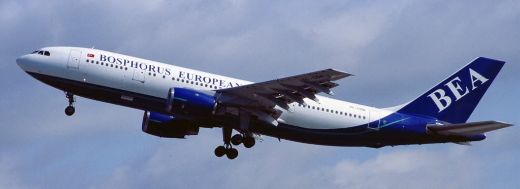 Sommer 2002: ex Conair A300B4 im Einsatz für BHY; seltene Version B4-120 mit P&amp;W engines
