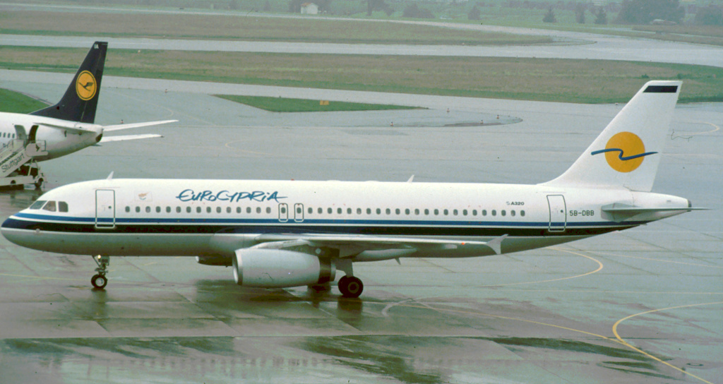 Anfang der 90er ging es jeden Freitag nach Larnaca; die Airline kam dann einige Jahre später mit 738 zu uns