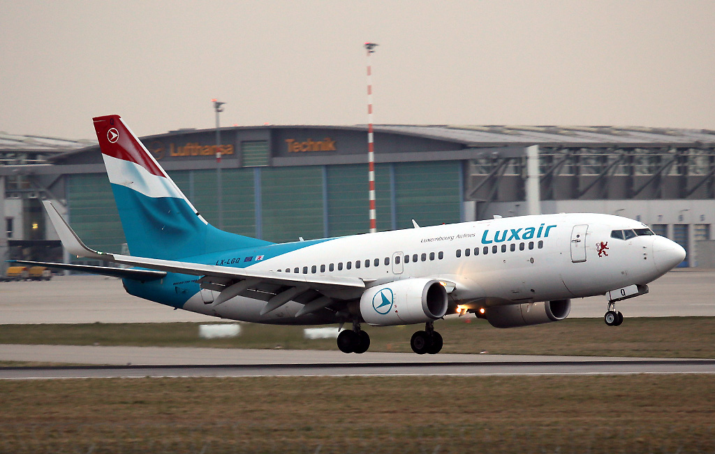 LX-LGQ - Luxair - Boeing 737-700