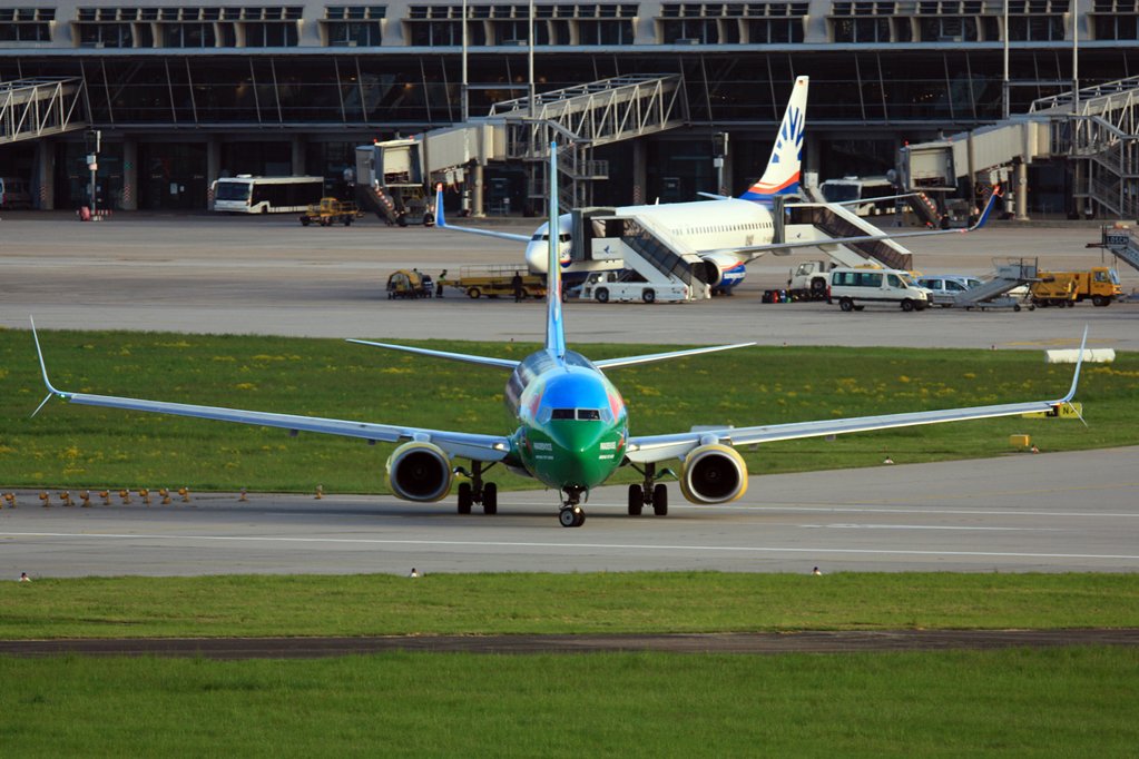 D-ATUJ, B 737-8K5, TUIfly