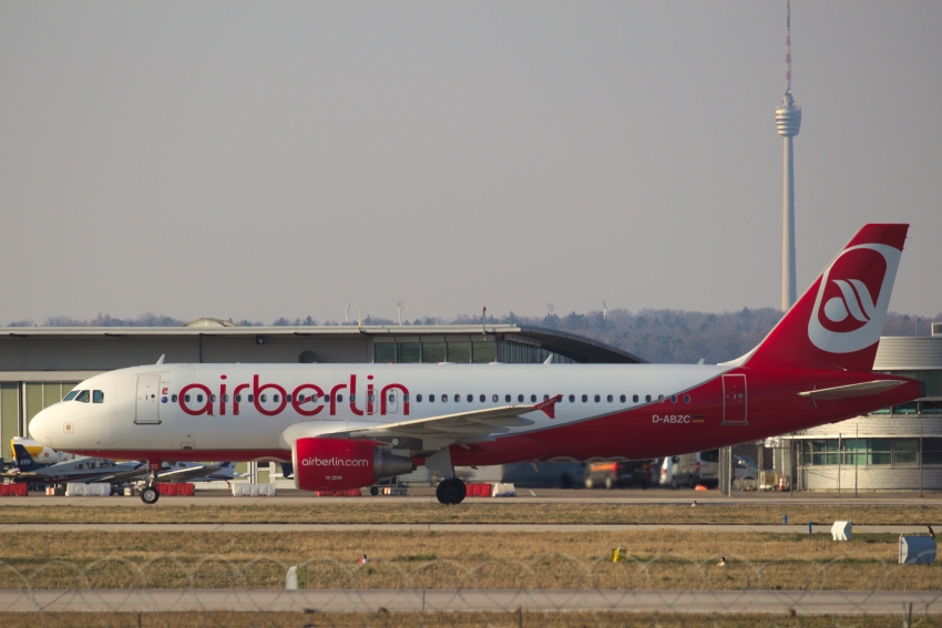 Air Berlin / D-ABZC / Airbus Airbus A320-216