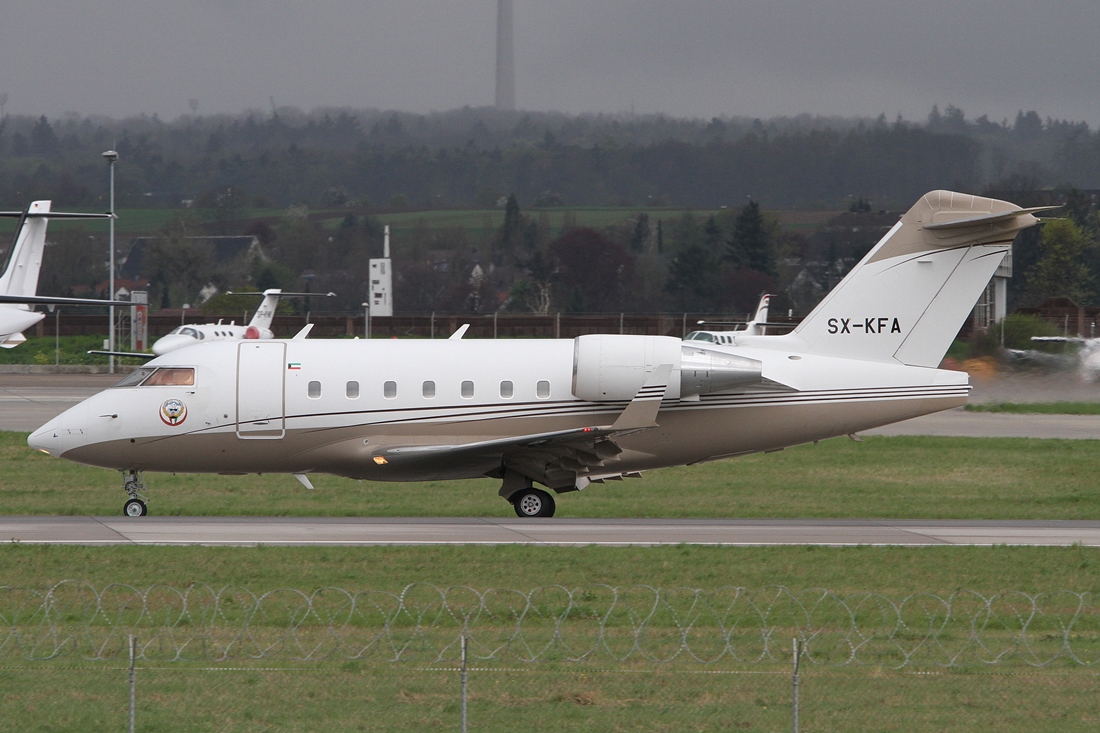 Gain Jet Aviation Canadair Challenger 604 opf State of Kuwait