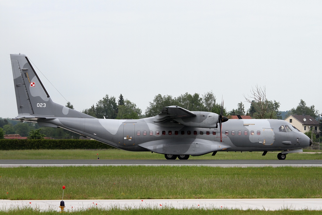 Poland - Air Force CASA C-295M 023