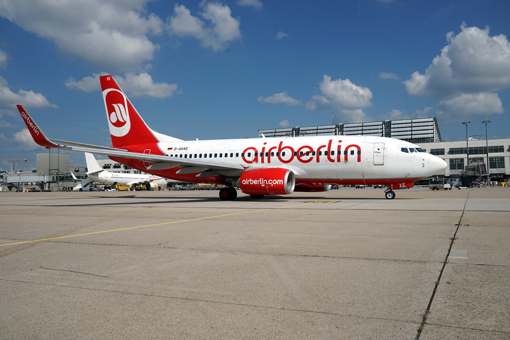 Air Berlin B737-700