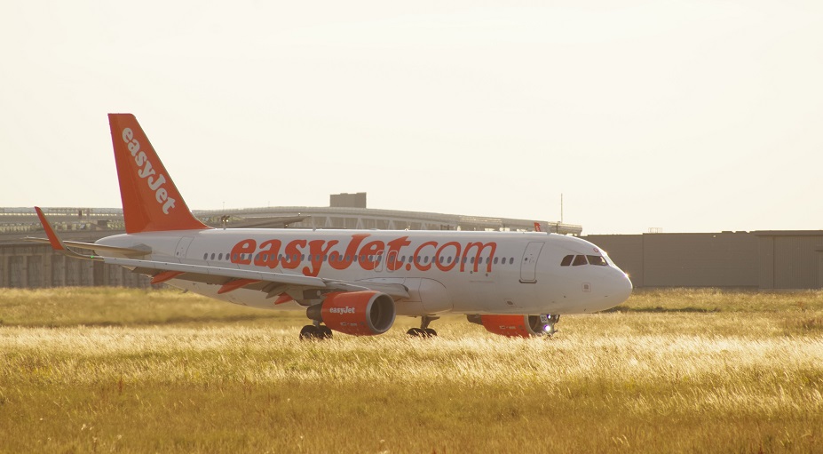 easyjetlanding.jpg