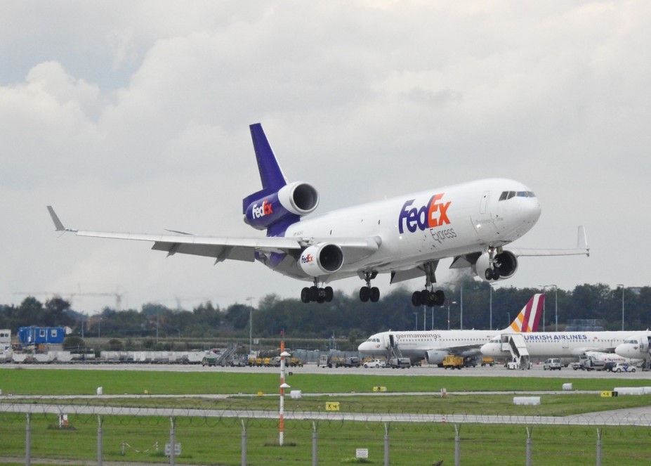 FedEx <br />McDonnell Douglas MD-11F<br />N621FE (c/n 48792)<br />del: May 1999 <br />Aircraft name: Connor