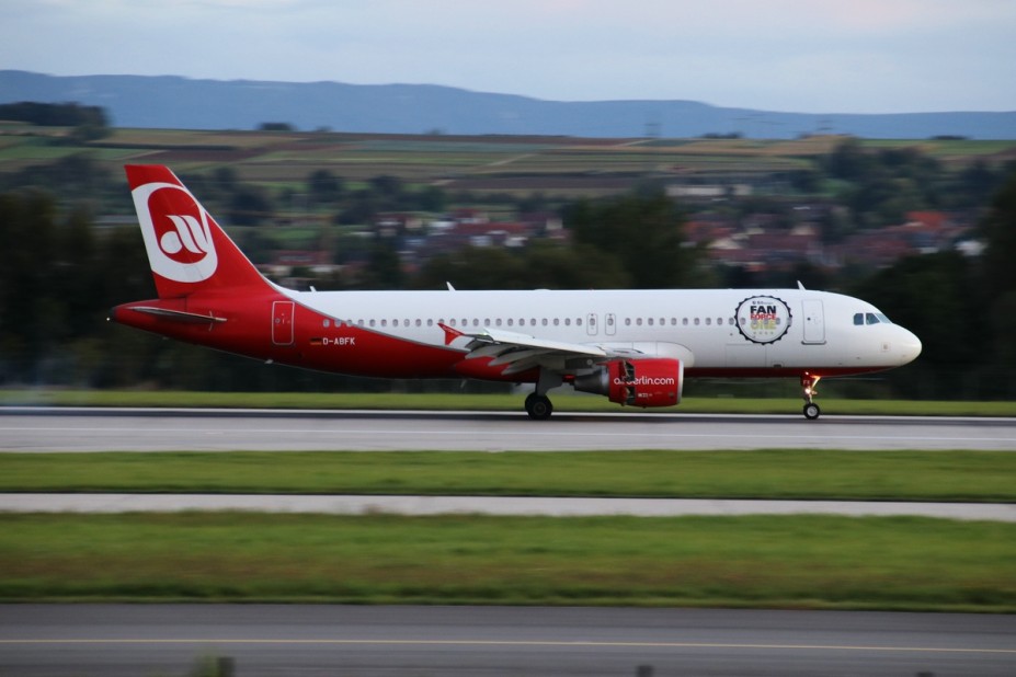 D-ABFK Air Berlin Airbus A320-200 &quot;Fan Force One&quot;