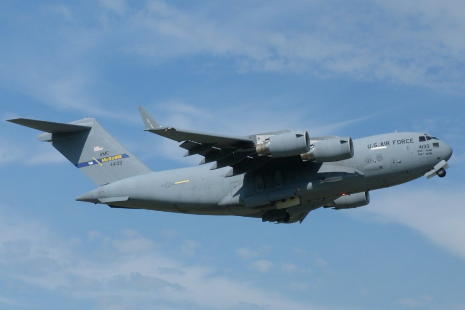 04-4133 C-17A.JPG