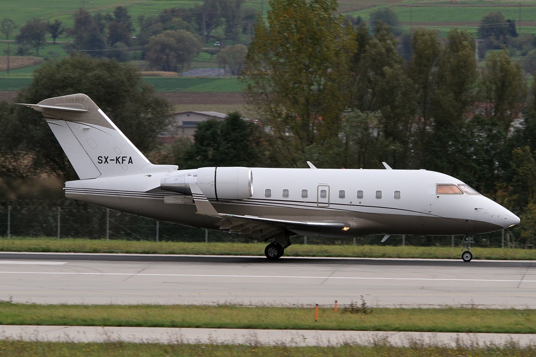 GainJet Aviation Canadair CL-600-2B16 Challenger 604 SX-KFA