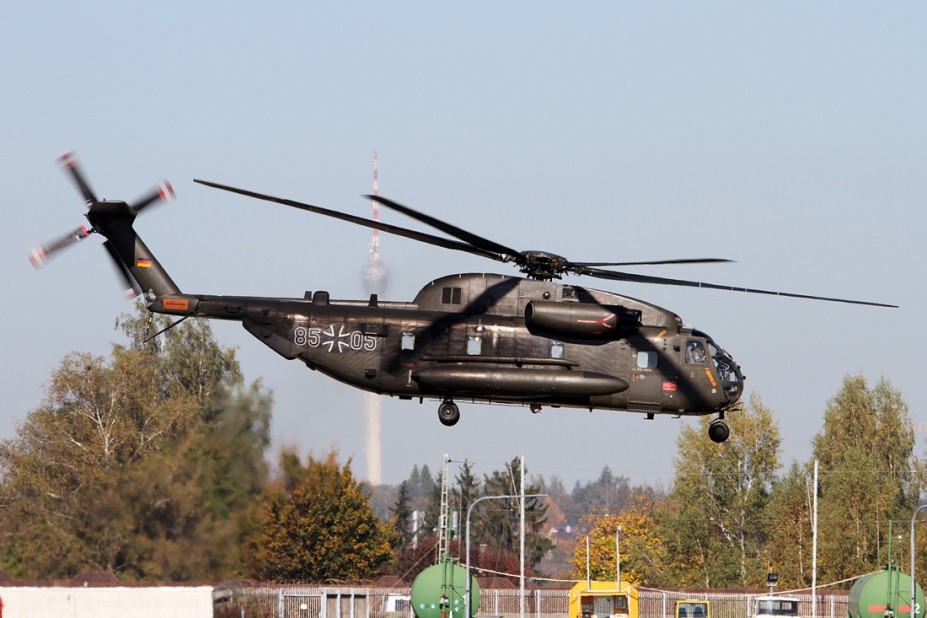 pics (3).JPG (392.62 KiB) 2568 mal betrachtet Germany - Army Sikorsky CH-53GS 85+05