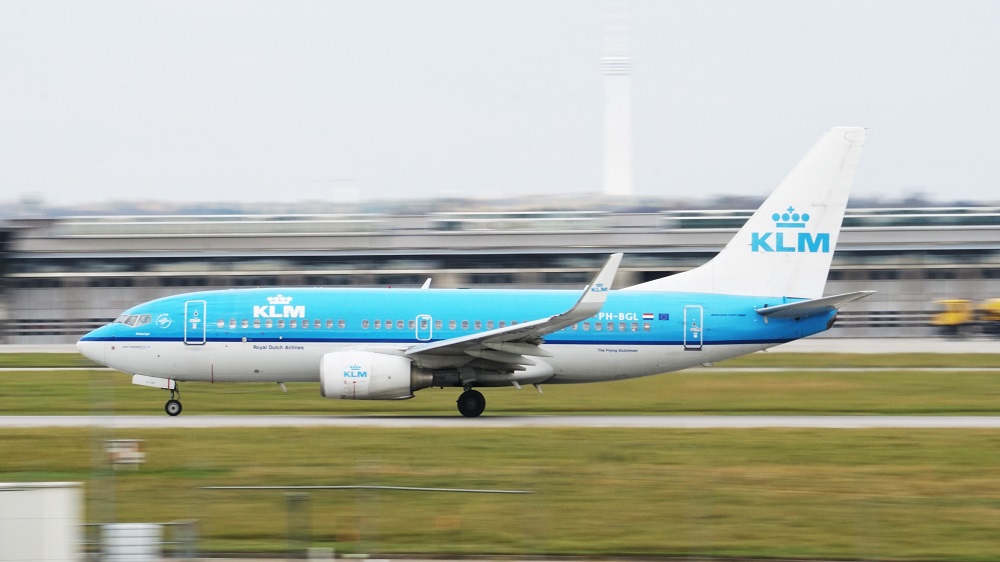 KLM 737 beim abbremsen