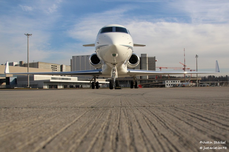 Private Gulfstream G550 N587G