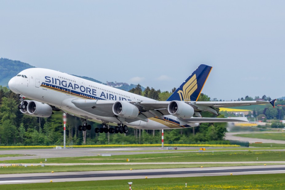 IMG_9052.jpg (489.88 KiB) 3577 mal betrachtet Singapore Airlines Airbus A380-841 9V-SKS