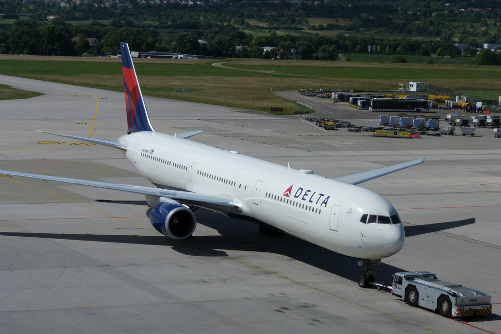 N835MH   767-432   Delta Airlines