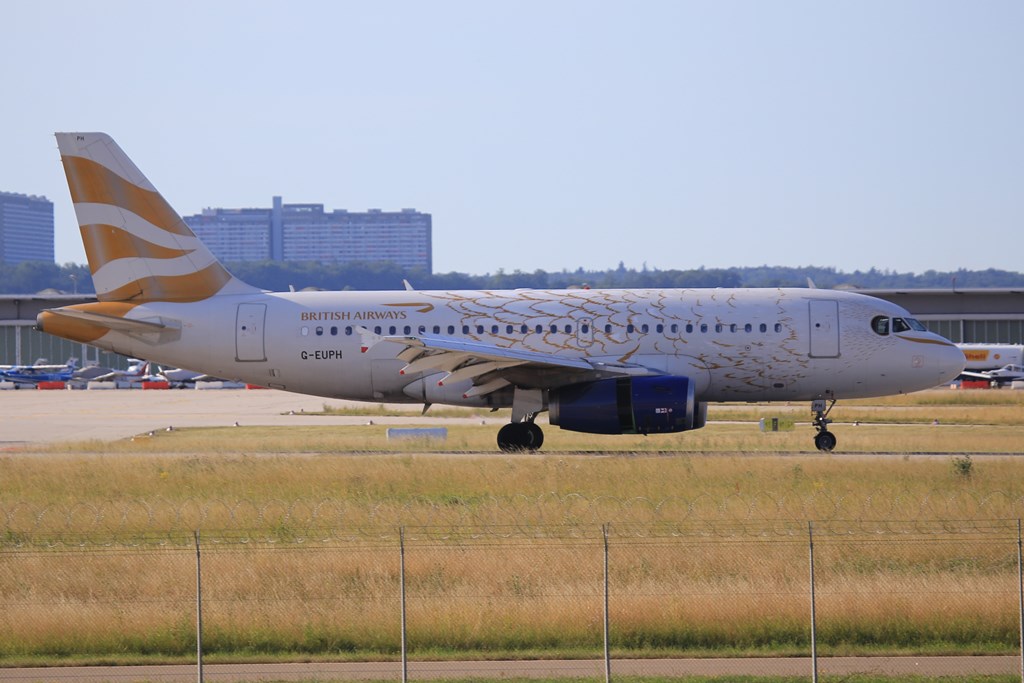 British Airways - Airbus 319-100<br />&quot;Golden Dove&quot;