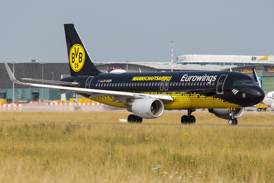 D-AIZR.jpg (710.96 KiB) 6736 mal betrachtet D-AIZR.jpg