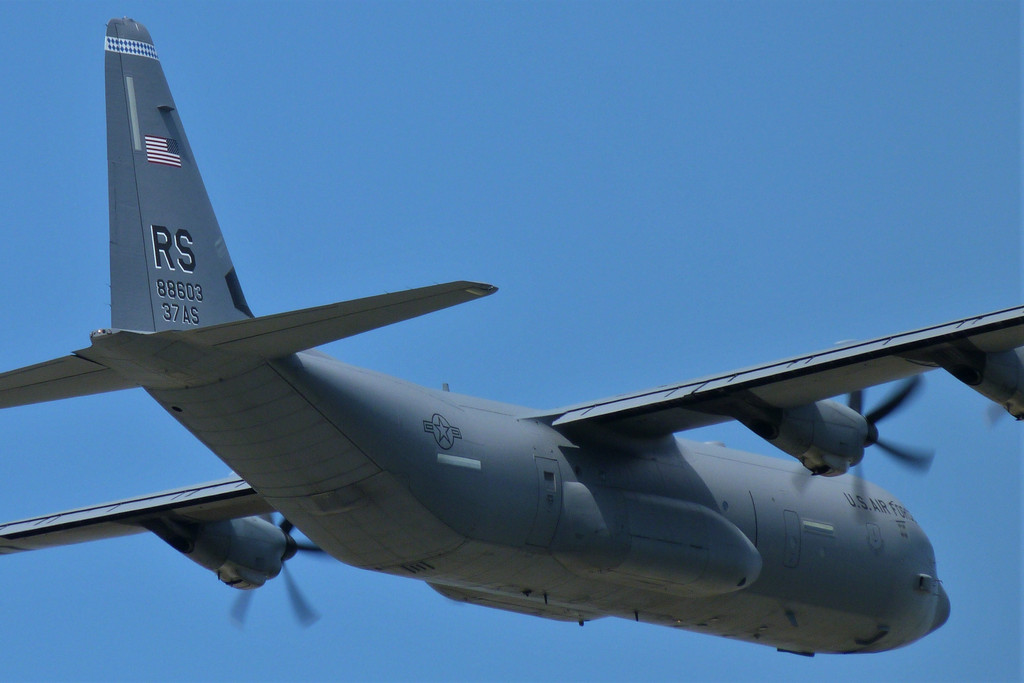 08-8603/RS   C-130J    37th AS,86th AW