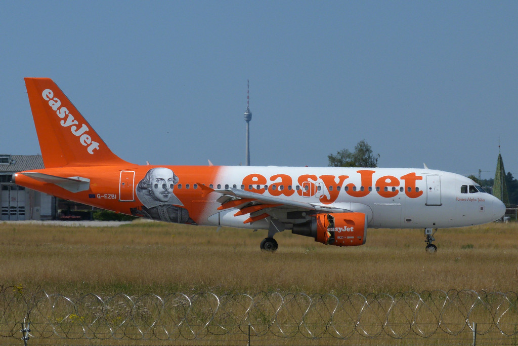 G-EZBI   A319-111   Easy Jet