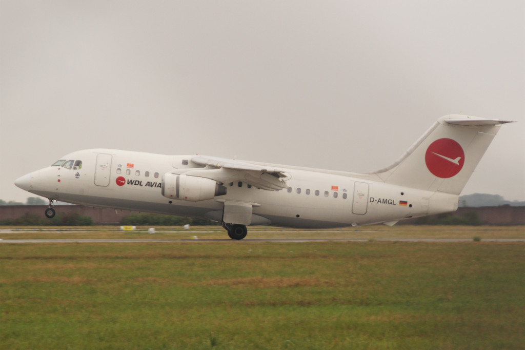 D-AMGL    BAe 146-200     WDL Aviation