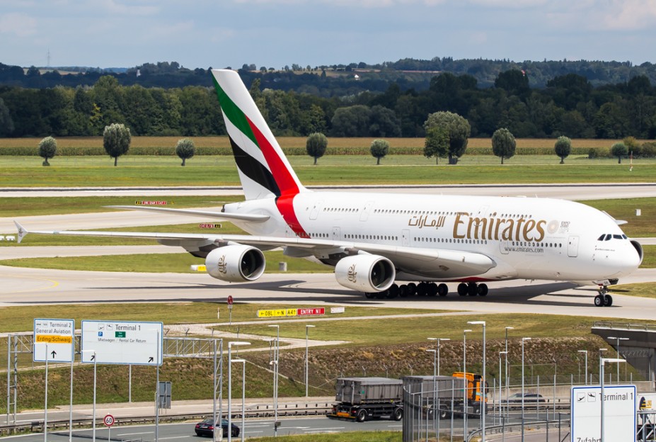 Emirates / A6-EDK / Airbus A380-861