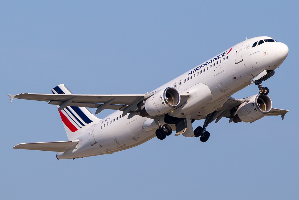 Air France / F-HEPE / Airbus A320-214