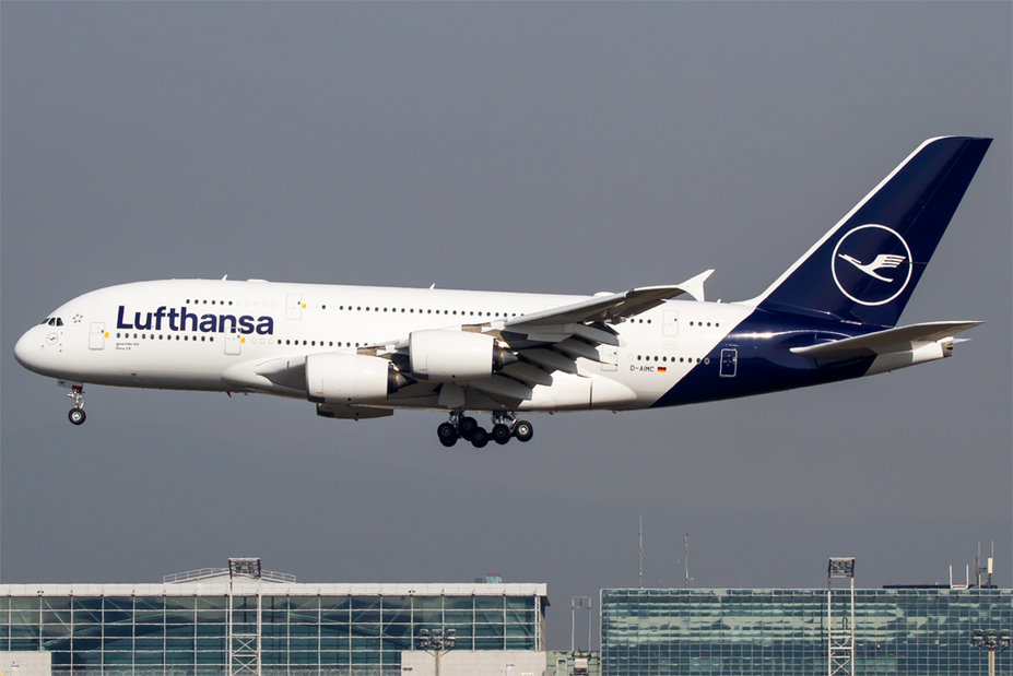 Lufthansa / D-AIMC / Airbus A380-841