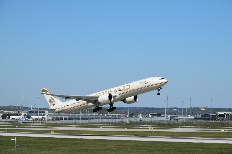 777-3FX / Etihad / A6-ETR