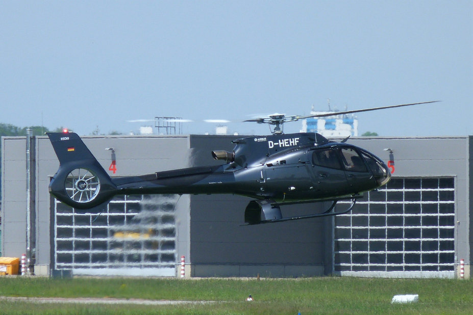 P1160685.jpg (581.8 KiB) 5240 mal betrachtet D-HEHF Eurocopter EC-130T2