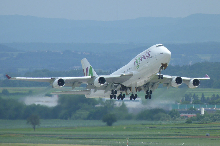 EC-MQK    747-4H6      Wamos Air