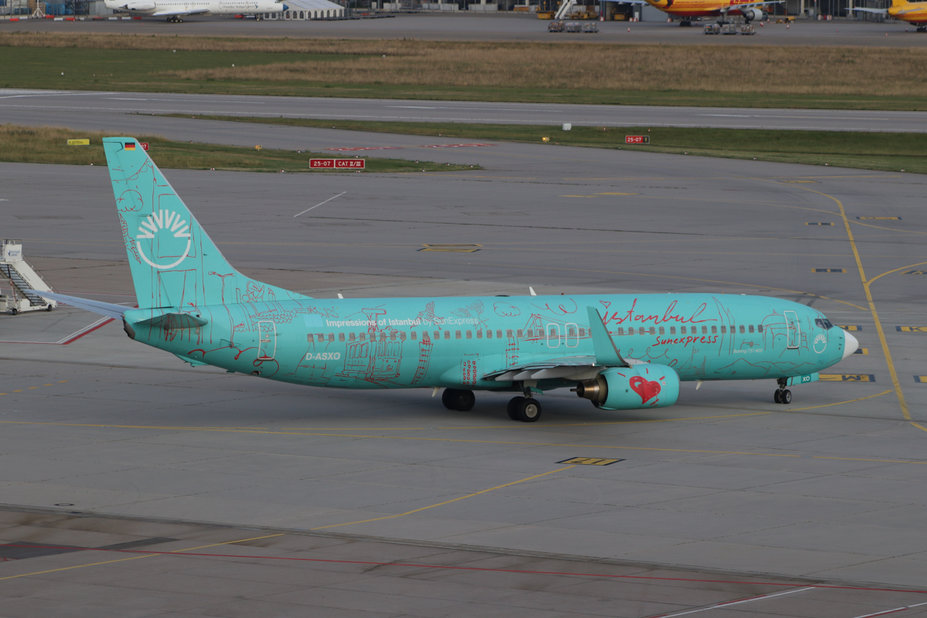 D-ASXO // Boeing 737-8HX (11 Jahre alt) // SunExpress (Istanbul Livery) // XG1016 nach Düsseldorf