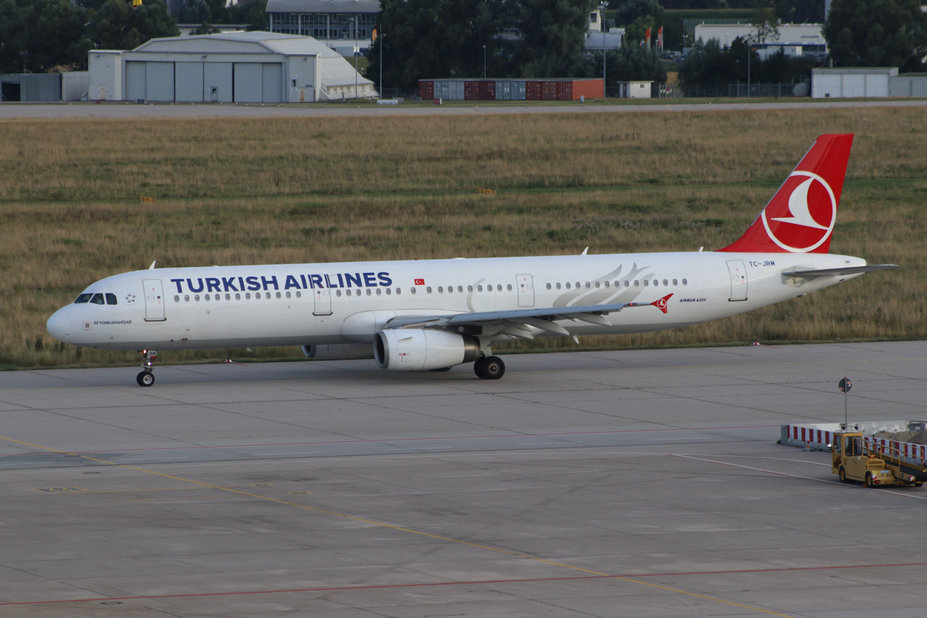 TC-JRM // Airbus A321-231 (8 Jahre alt) // Turkish Airlines // TK1706 nach Istanbul