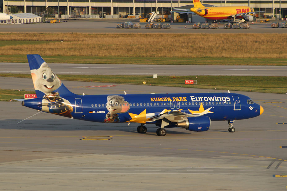 D-ABDQ // Airbus A320-214 (12 Jahre alt) // Eurowings (Europa Park Livery) // EW2054 nach Hannover