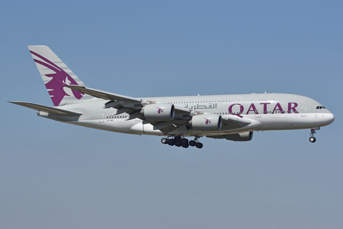 A7-APG Airbus A380-861 Qatar Airways