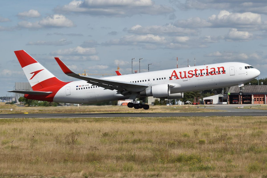 OE-LAX Boeing 767-3Z9ER Austrian Airlines