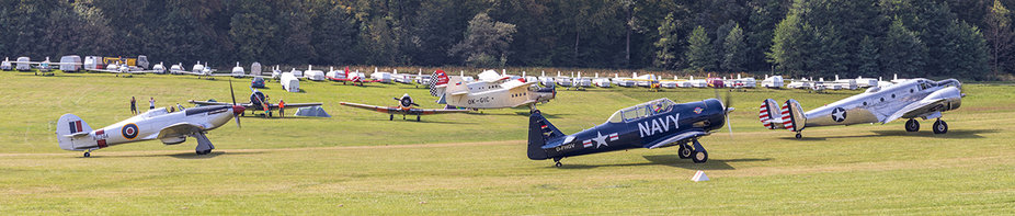 G-CBOE<br />Hawker Hurricane Mk.IIB<br /><br />D-FHGV<br />North American AT-6 Harvard II<br /><br />N15KK<br />Beech AT-11 Kansan