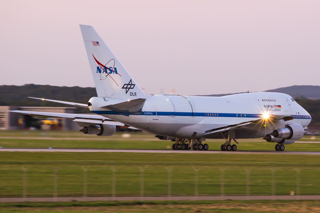 United States - National Aeronautics and Space Administration / N747NA / Boeing 747SP-21