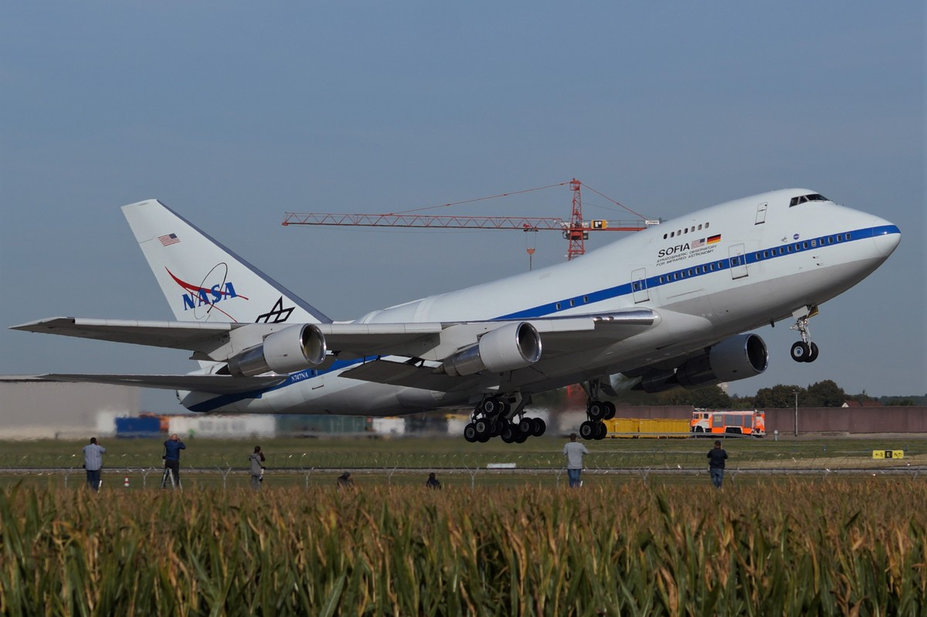 N747NA        747SP-21      NASA