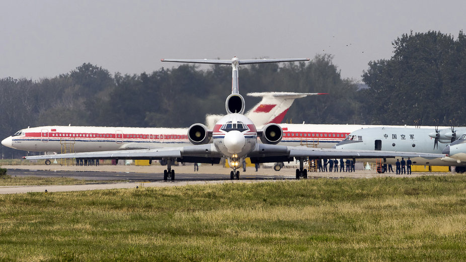 B-4017_PLAAF_Tu-154M.jpg