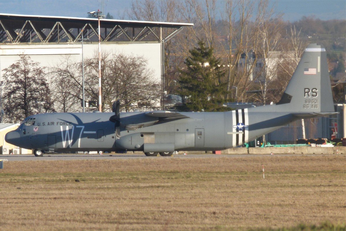 08-8601/RS      C-130J-30       USAF