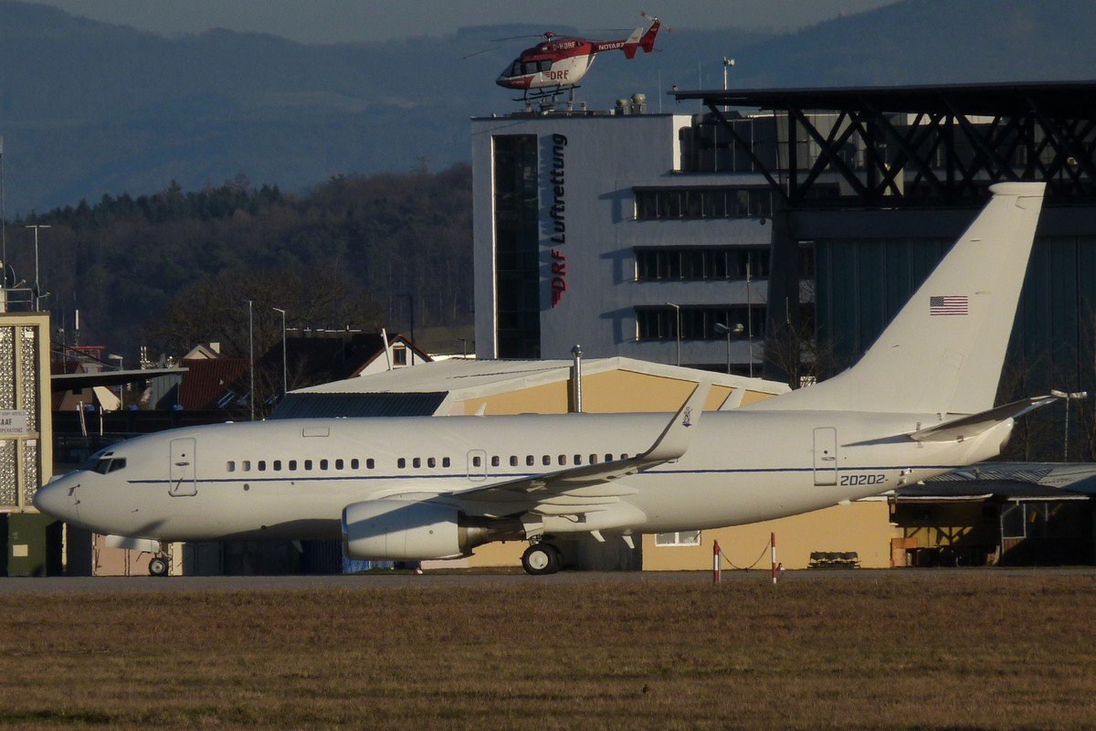 02-0202           C-40C             USAF