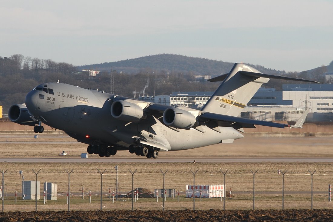 USAF United States Air Force McDonnell Douglas C-17A Globemaster III 93-0601