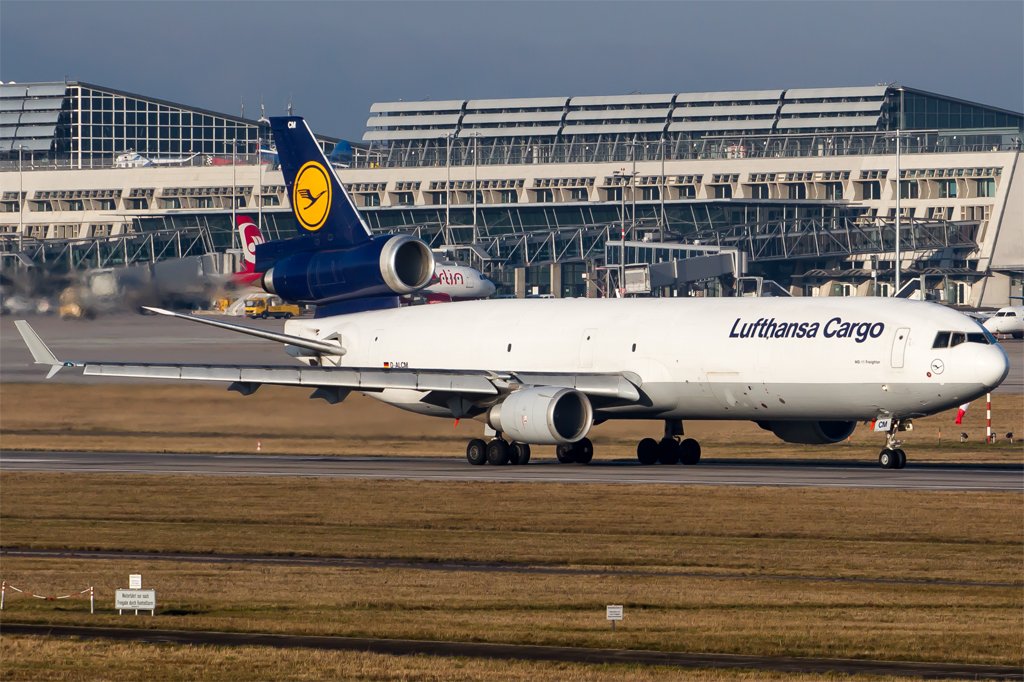 Lufthansa Cargo / D-ALCM / McDonnell Douglas MD-11(F)