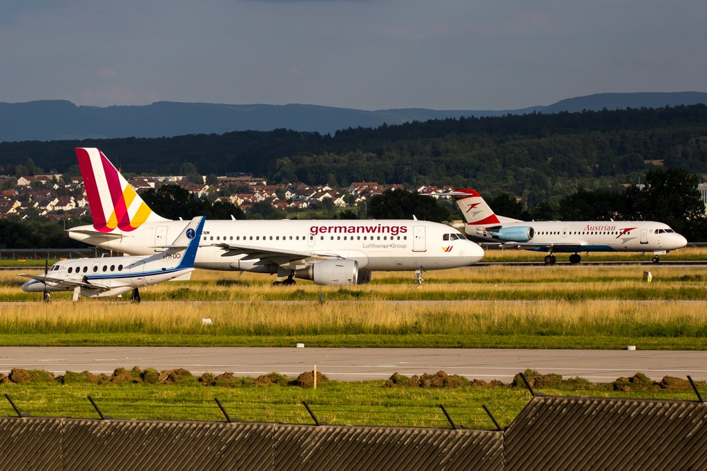 PH-DCI / D-AKNM / OE-LFH