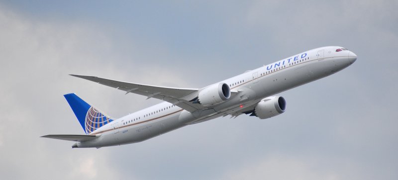 B787-10 Dreamliner N12004