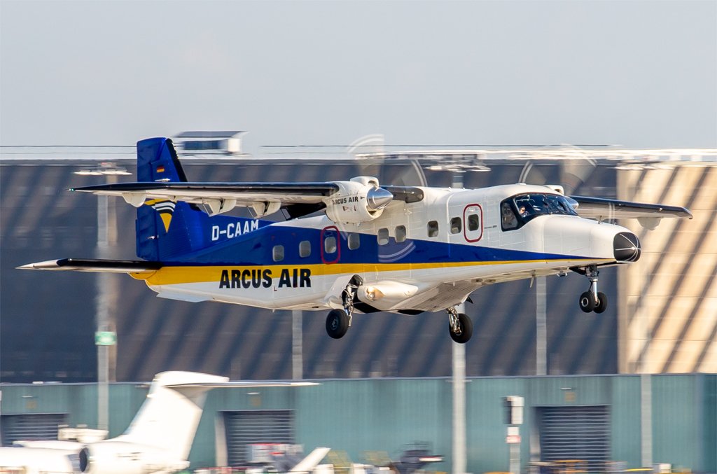 Arcus-Air / D-CAAM / Dornier Do-228-212