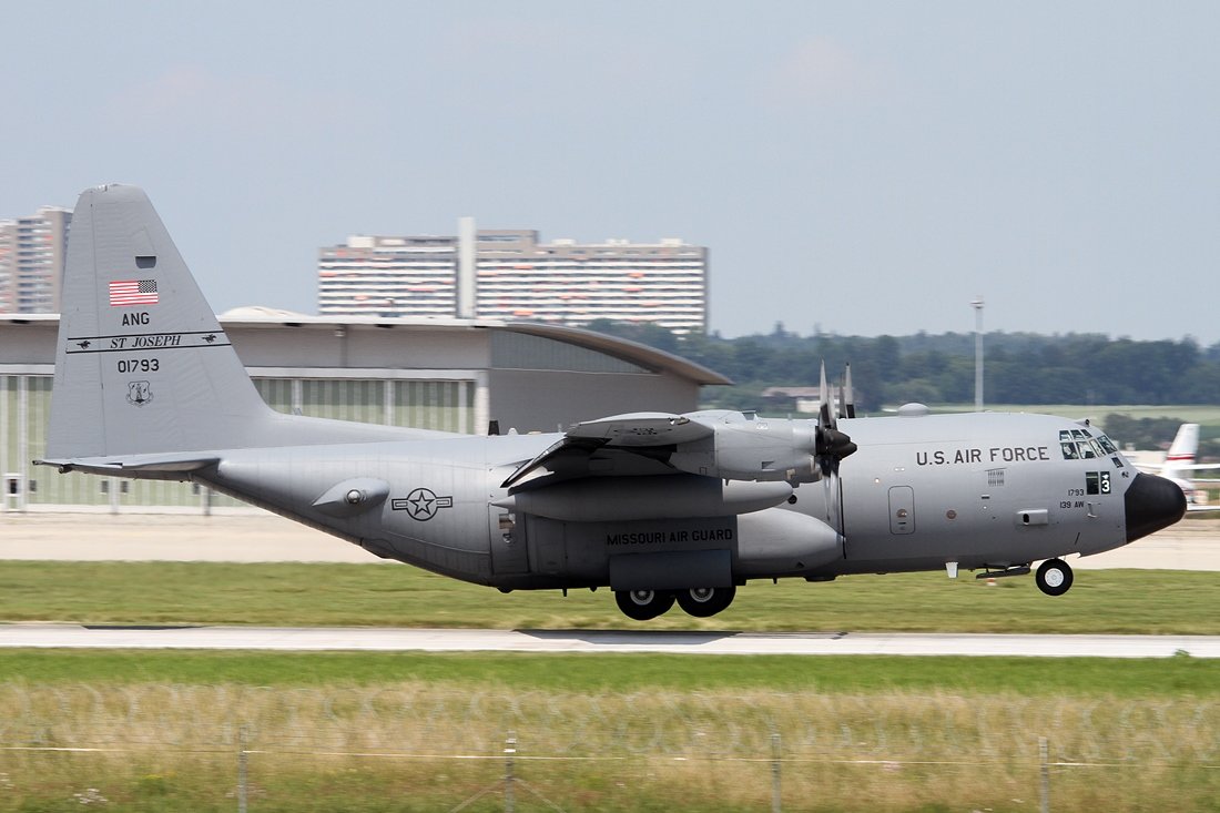 USA - Air Force Lockheed C-130H Hercules 90-1793