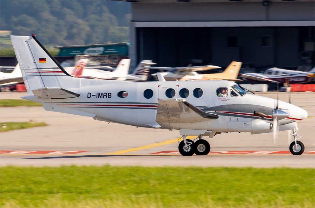 Private / D-IMRB / Beechcraft 90 King Air