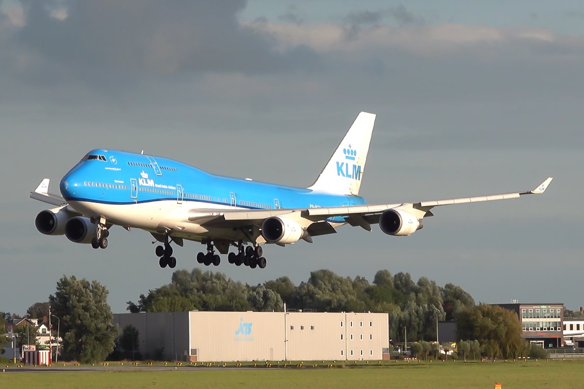 KLM 747.jpg
