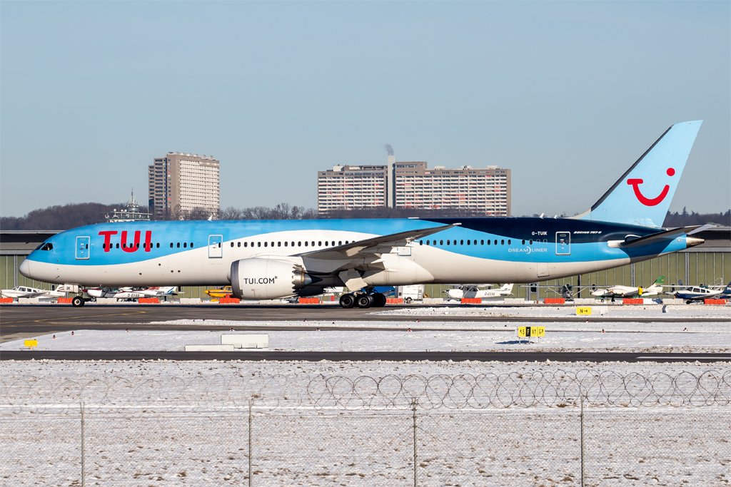TUI / G-TUIK / Boeing 787-9 Dreamliner